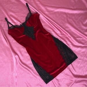 SOLD ON DEPOP💋Widow Velvet Lace Cutout Dress💋